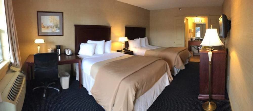 Newbury Inn Brookfield Екстер'єр фото